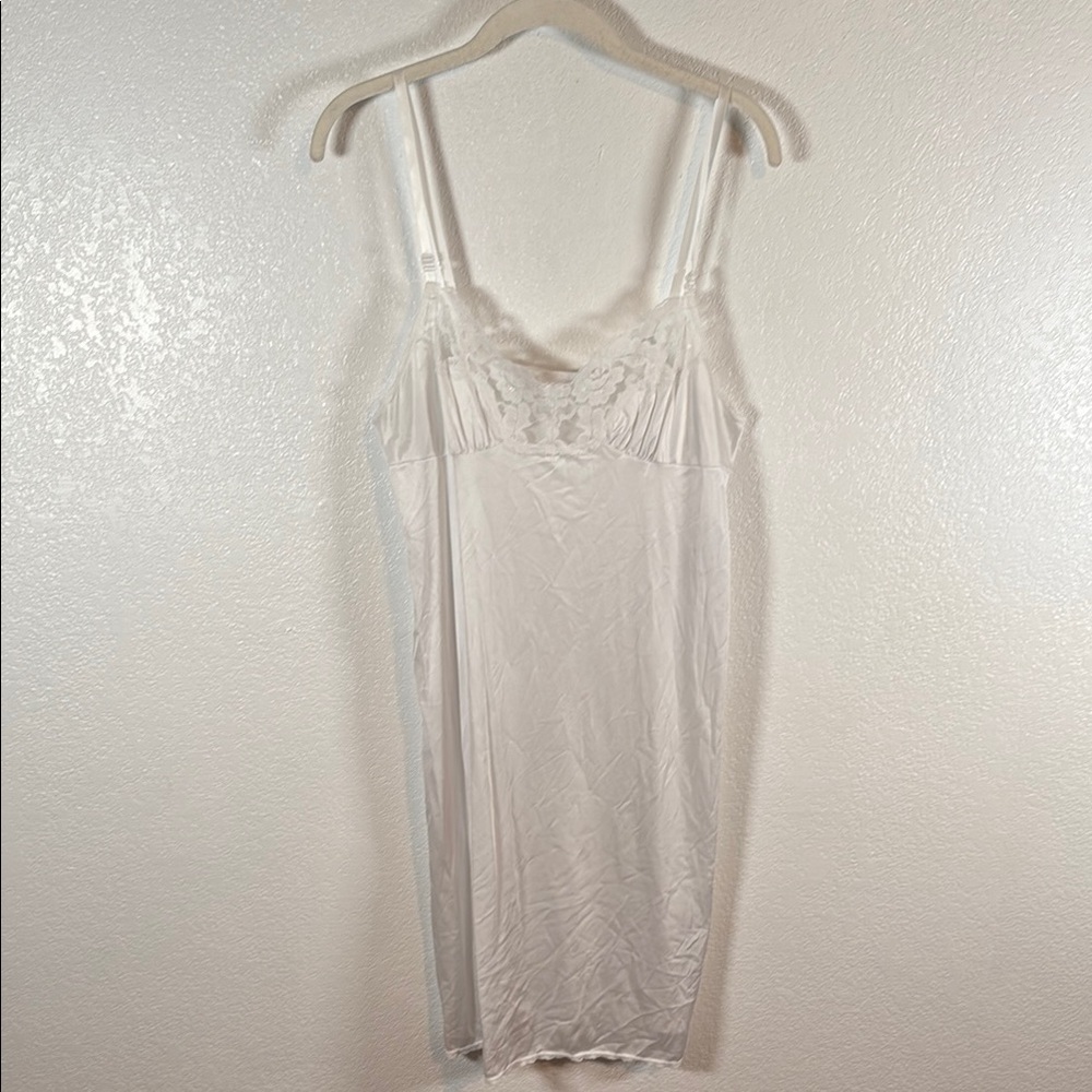 Vassarette White Lace Trimmed Slip Dress Size Large